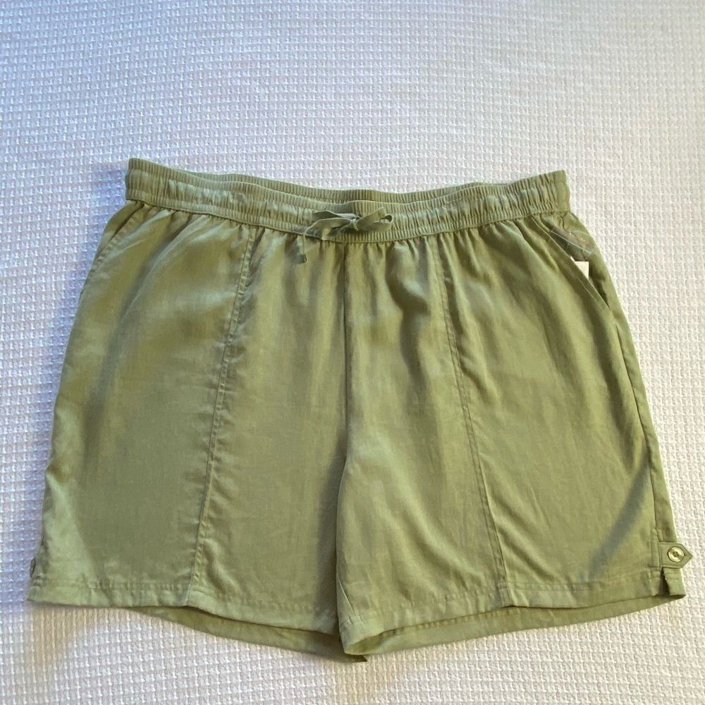 CORAL BAY WOMENS 2X Shorts